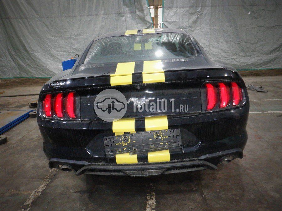 Фото Ford Mustang 14