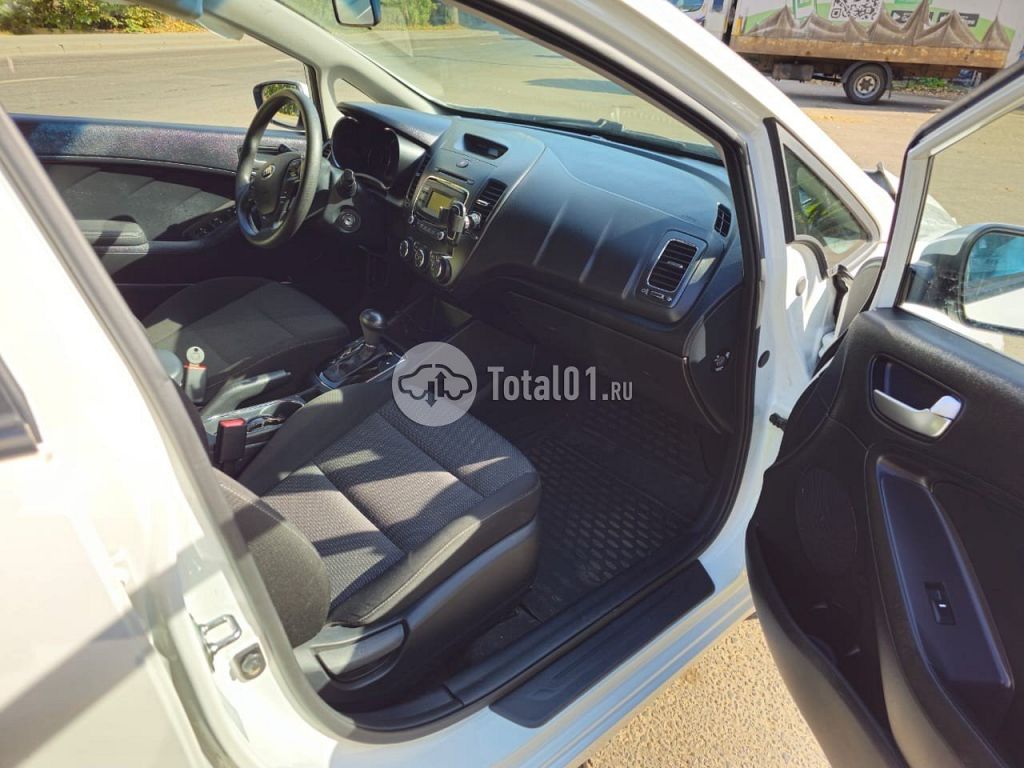 Фото KIA Cerato 38