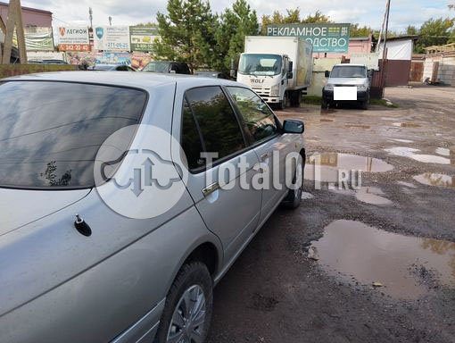 Фото Nissan Bluebird 14