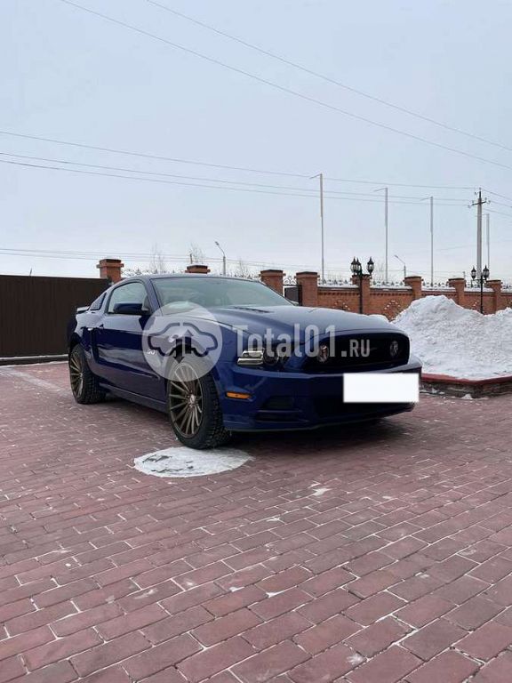 Фото Ford Mustang 4