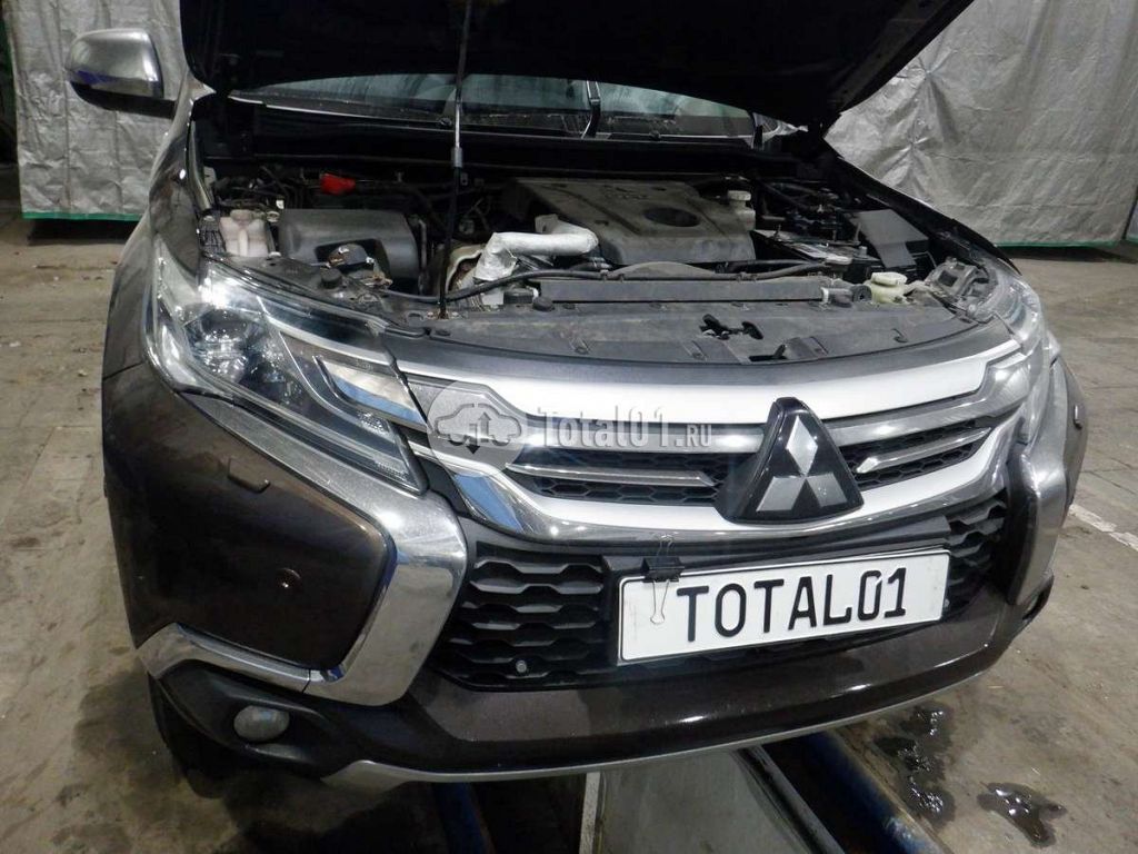 Фото Mitsubishi Pajero Sport 12
