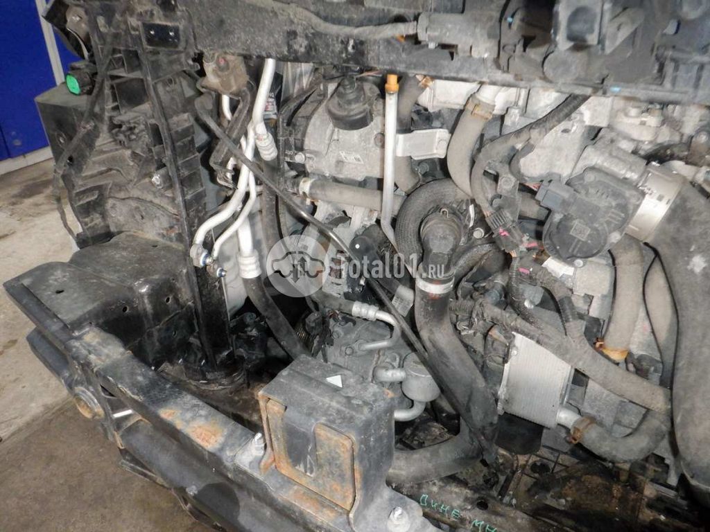 Фото KIA Carnival 34