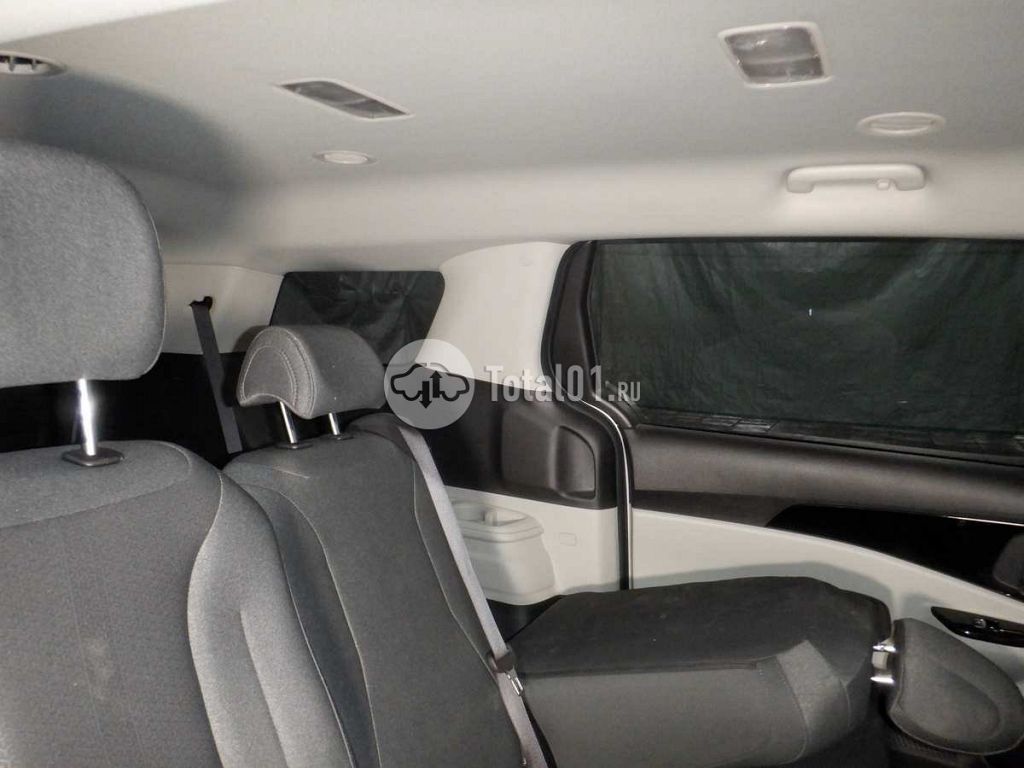 Фото KIA Carnival 64