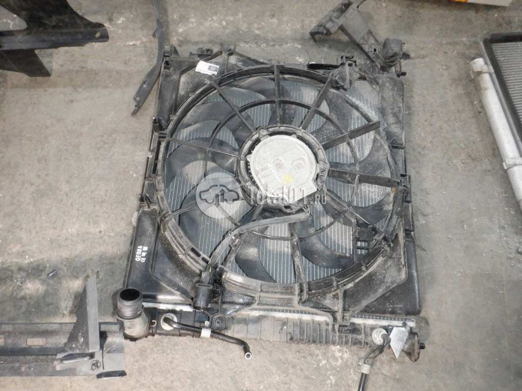 Фото KIA Carnival 106
