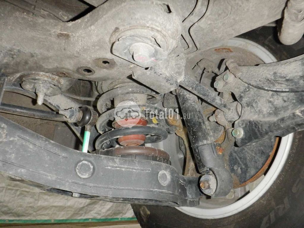 Фото KIA Carnival 152