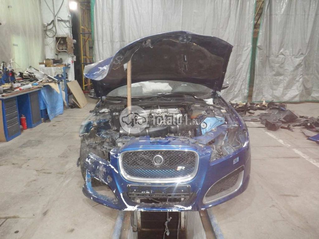 Фото Jaguar XFR 10