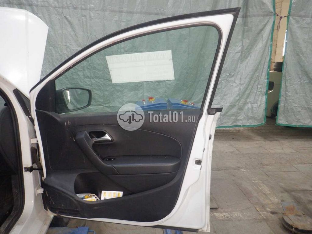 Фото Volkswagen Polo 168