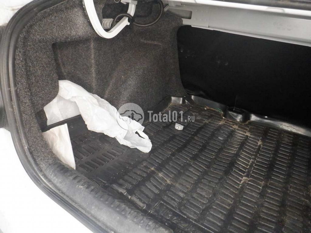 Фото Volkswagen Polo 222