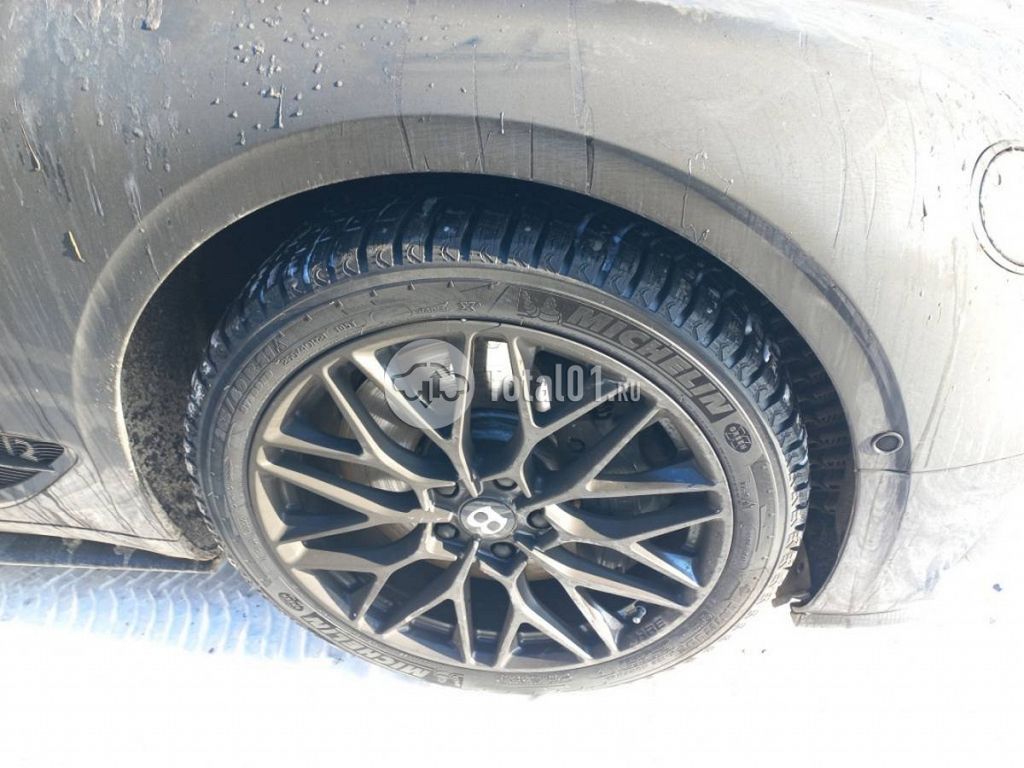 Фото Bentley Continental GT 42
