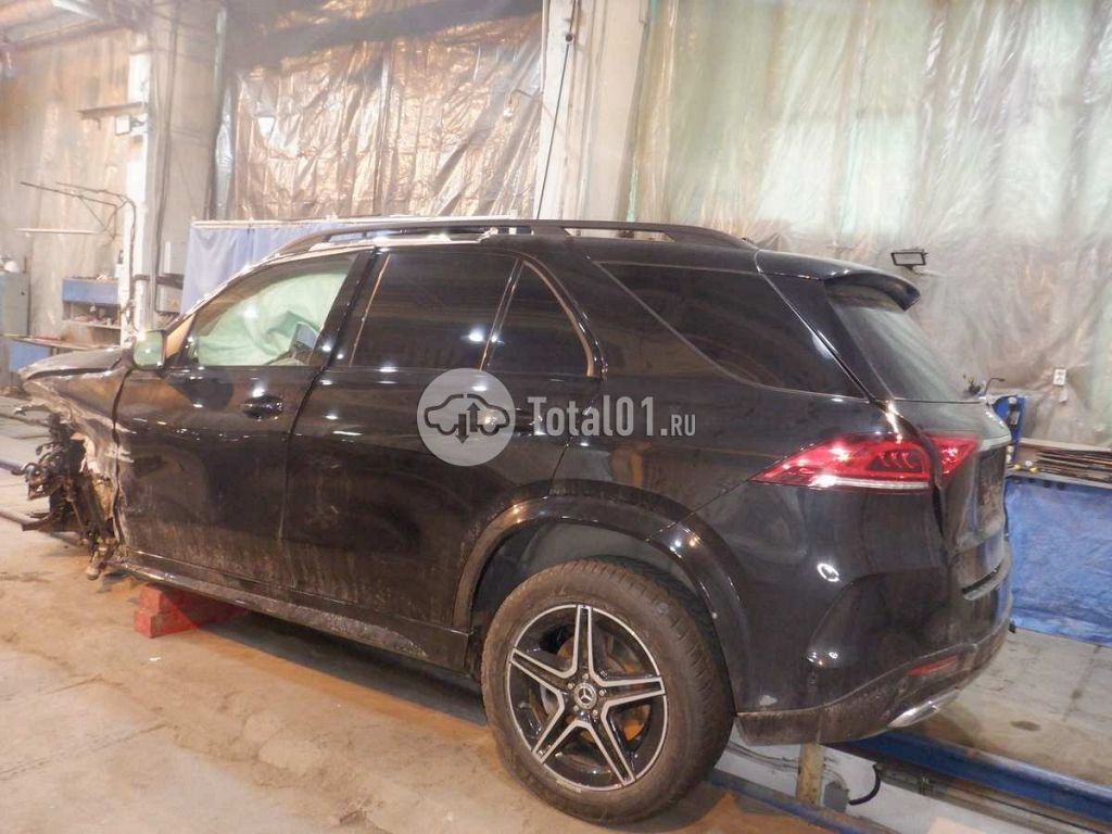Фото Mercedes-Benz GLE-класс 16