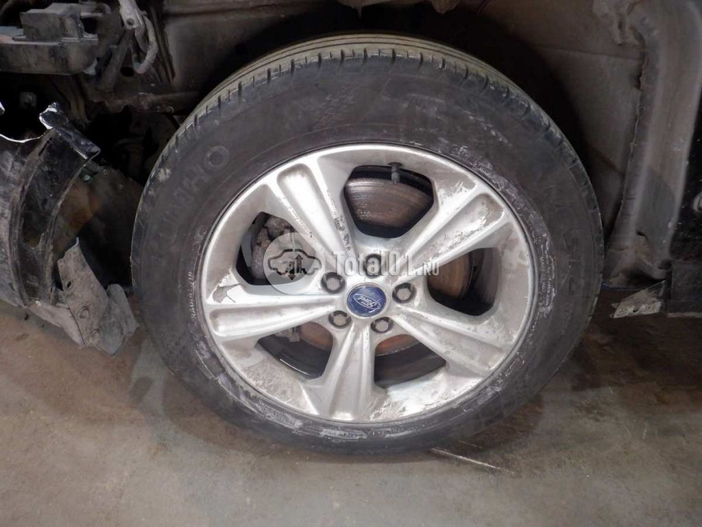 Фото Ford Kuga 30