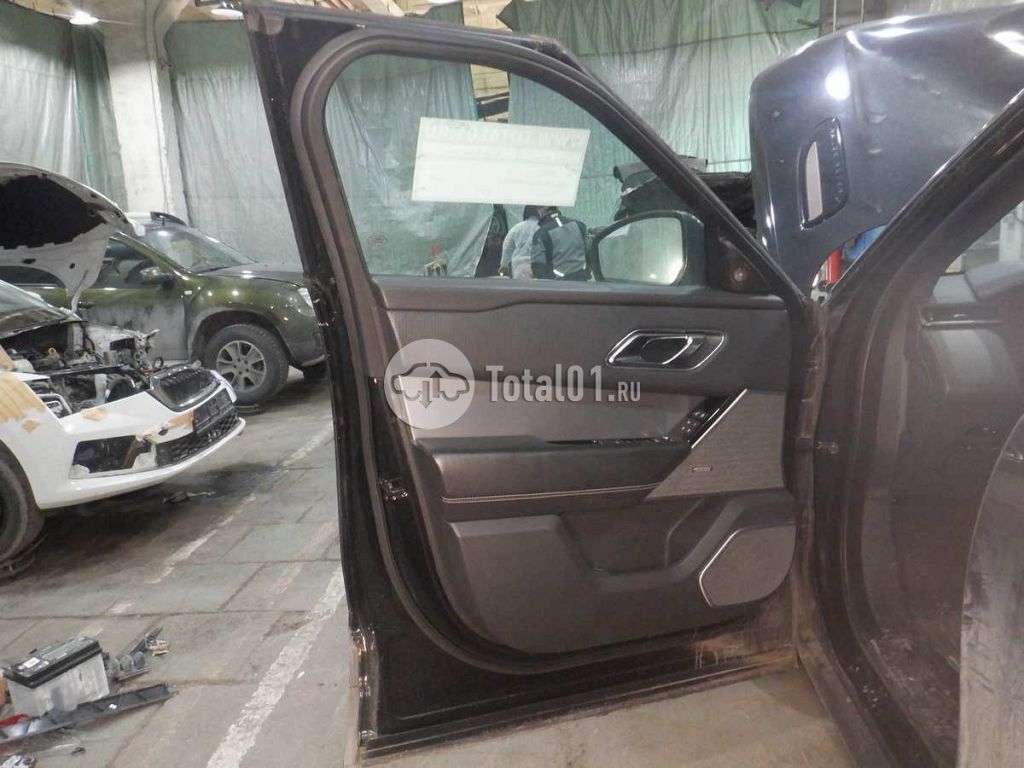 Фото Land Rover Range Rover Velar 150