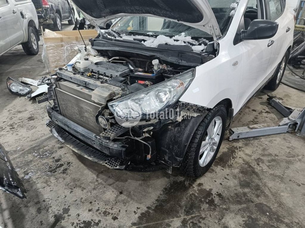 Фото Hyundai ix35 40