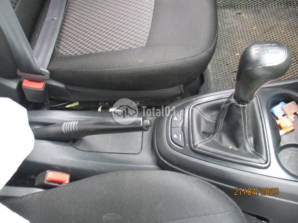 Фото ВАЗ (LADA) Vesta 136