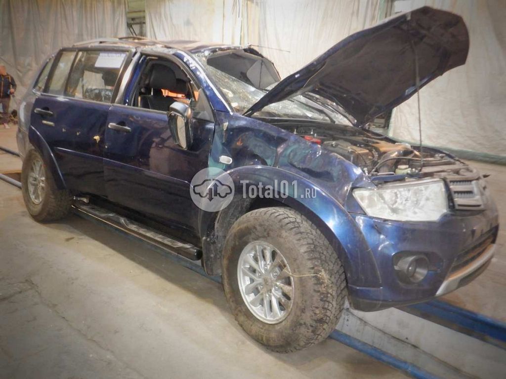 Фото Mitsubishi Pajero Sport 2