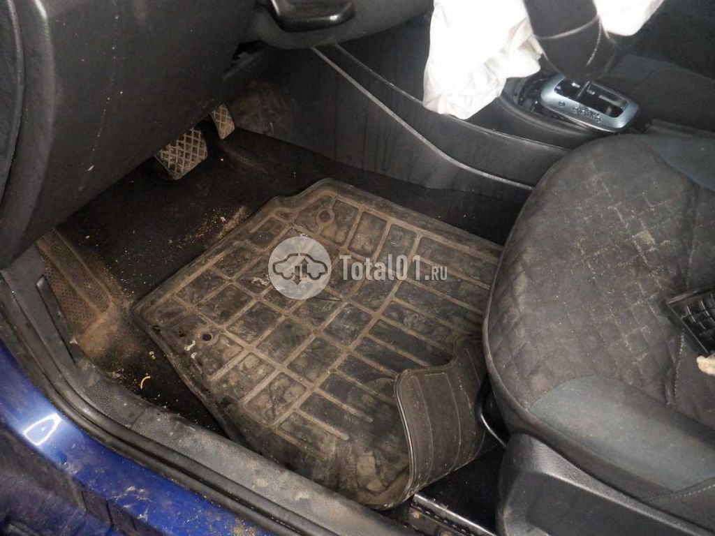 Фото Volkswagen Polo 136