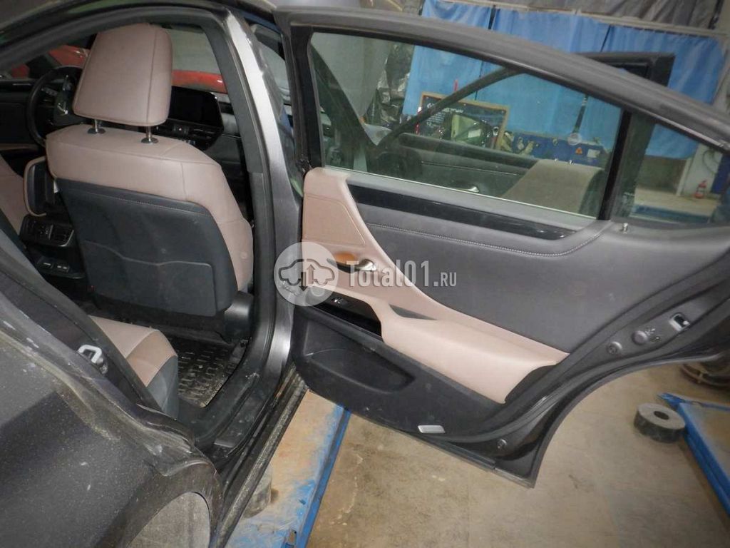 Фото Lexus ES 84
