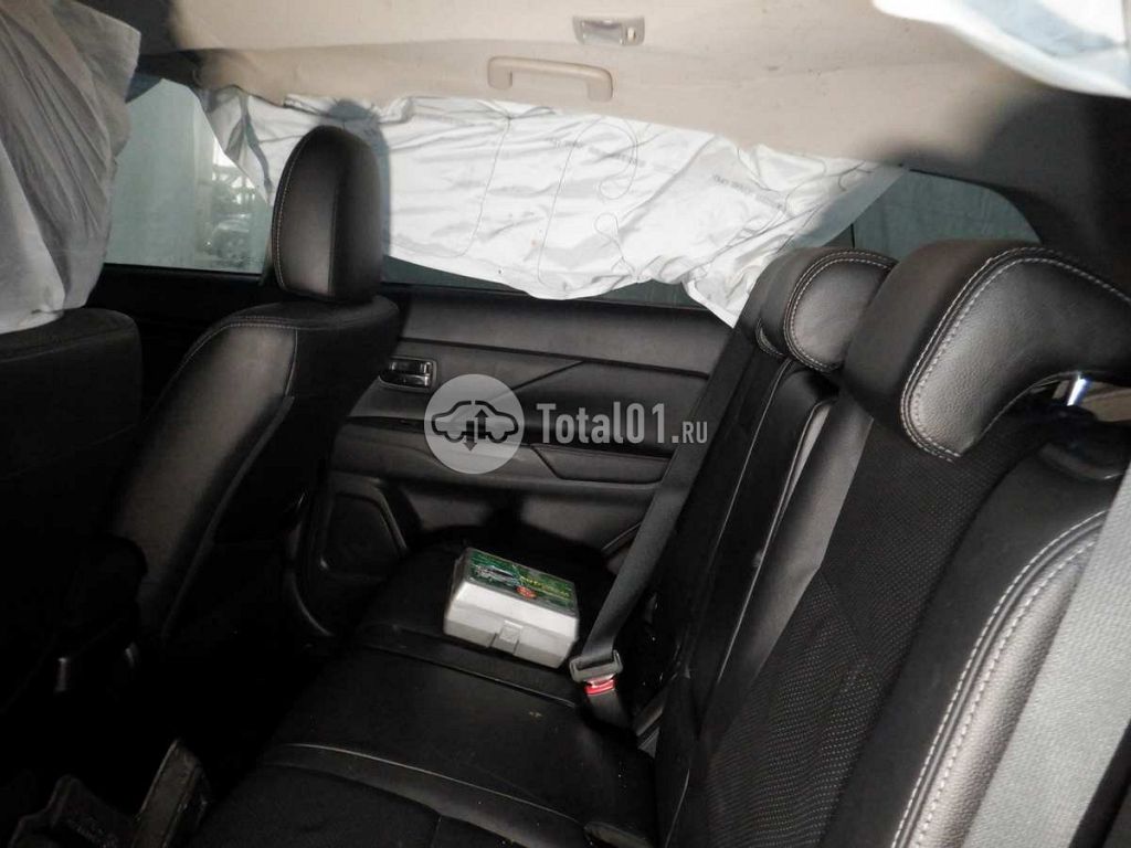 Фото Mitsubishi Outlander 118