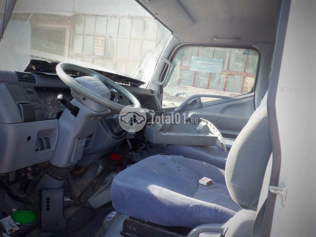 Фото Fuso (Mitsubishi) Canter 150