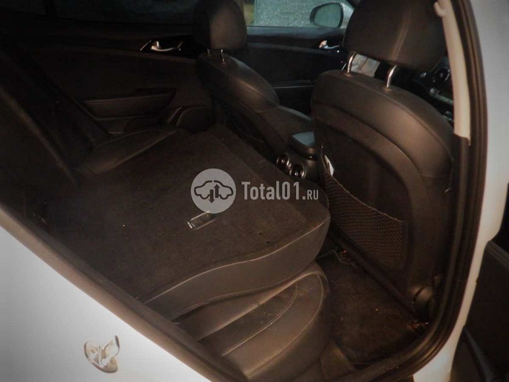 Фото KIA Stinger 120