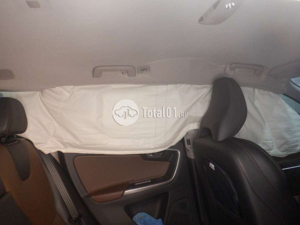 Фото Volvo XC60 176