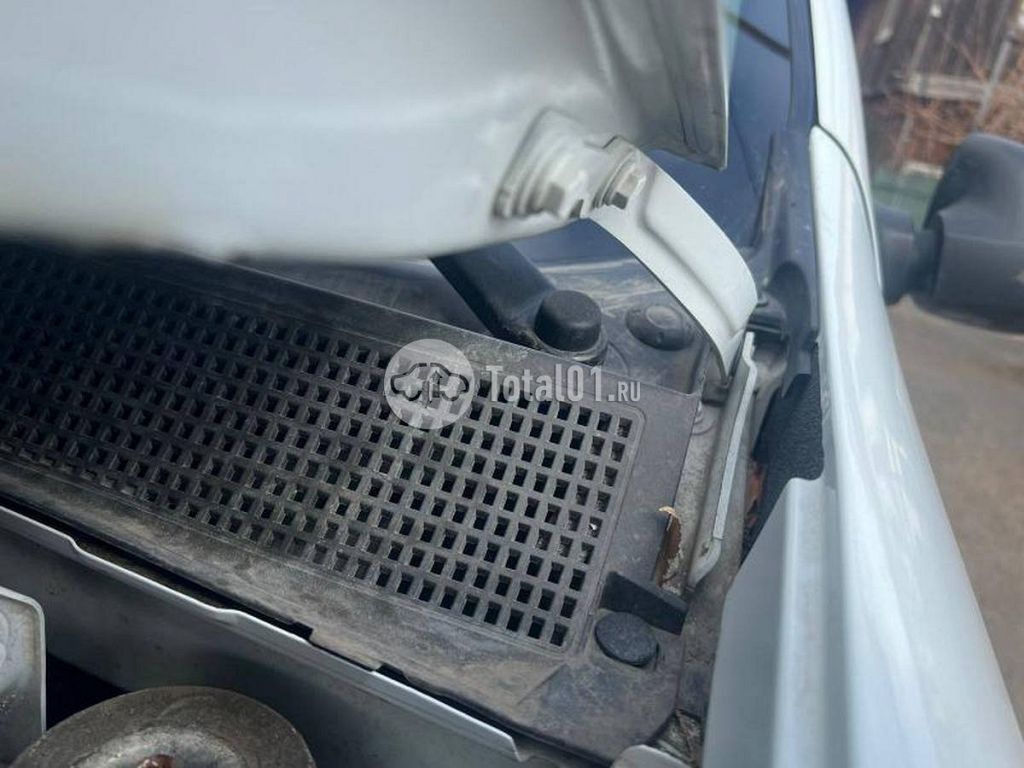 Фото Renault Logan 140