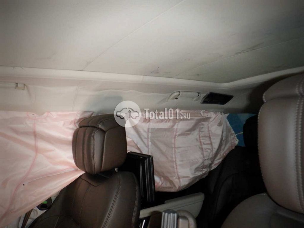 Фото Land Rover Range Rover 140