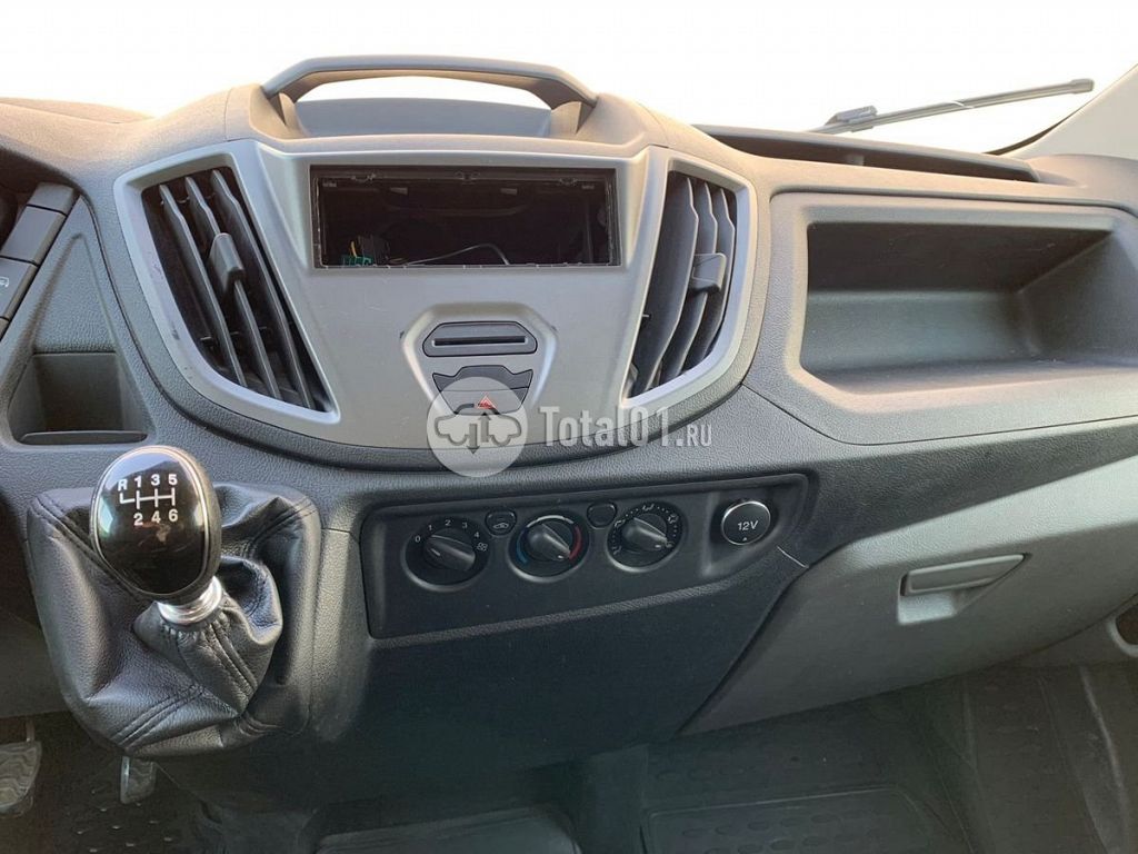 Фото Ford Transit 4