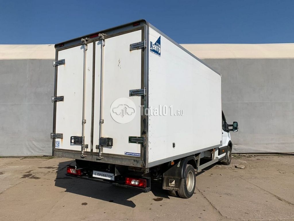 Фото Ford Transit 18