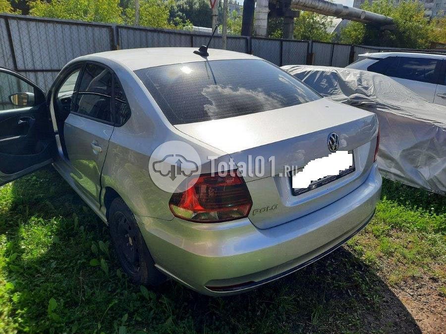 Фото Volkswagen Polo 8