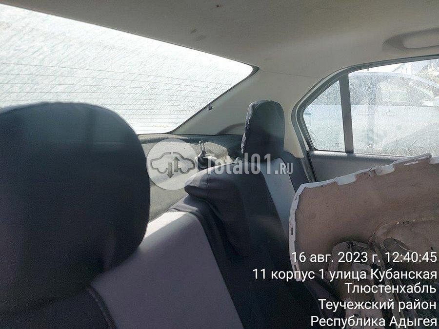 Фото Renault Logan 104