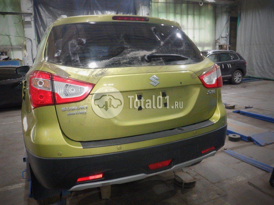 Фото Suzuki SX4 12