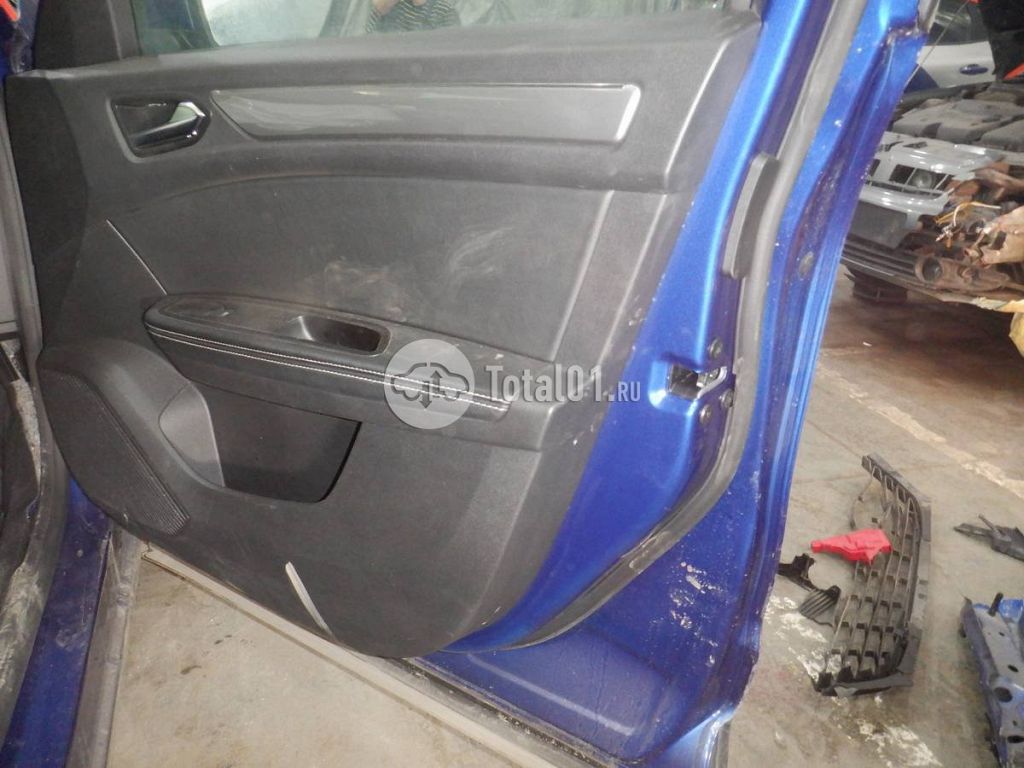 Фото Renault Arkana 150