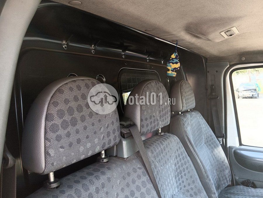 Фото Ford Transit 150