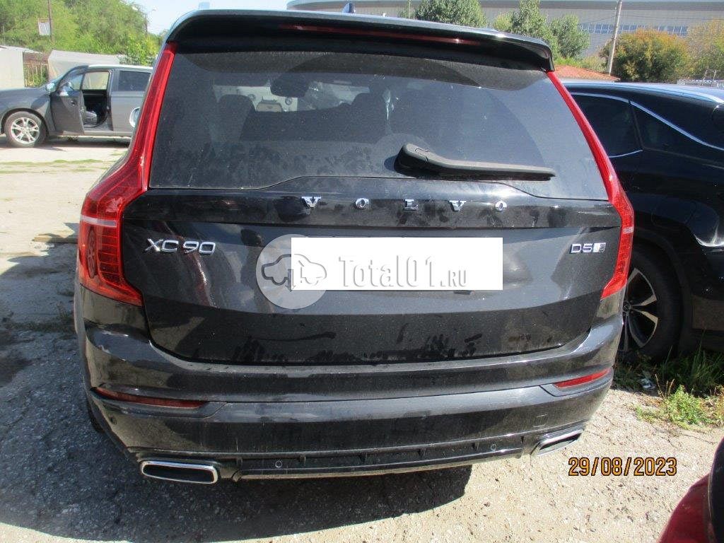 Фото Volvo XC90 20