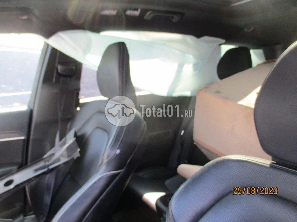Фото Volvo XC90 124
