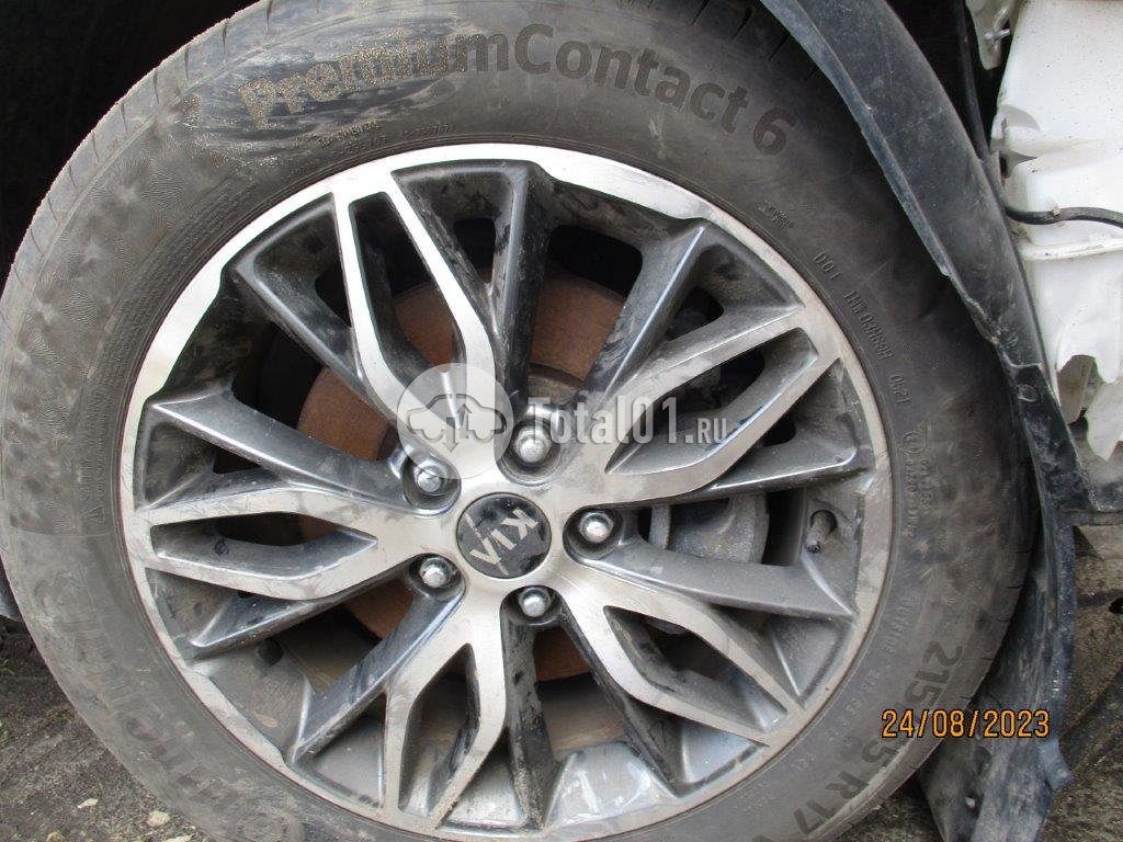 Фото KIA K5 42