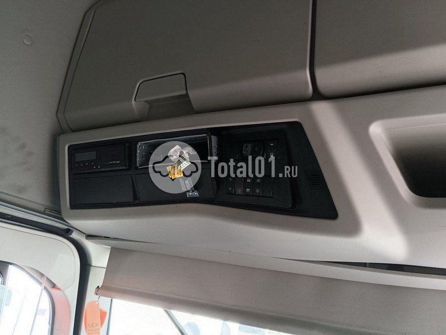 Фото Ford F-Max 110