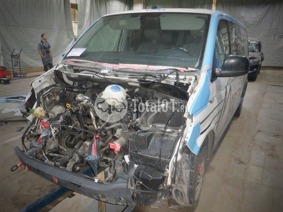 Фото Volkswagen Caravelle 4