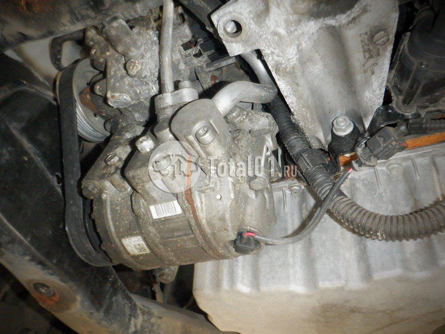 Фото Volkswagen Caravelle 204
