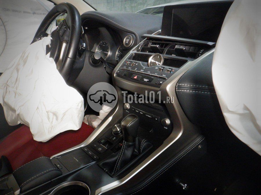 Фото Lexus NX 26