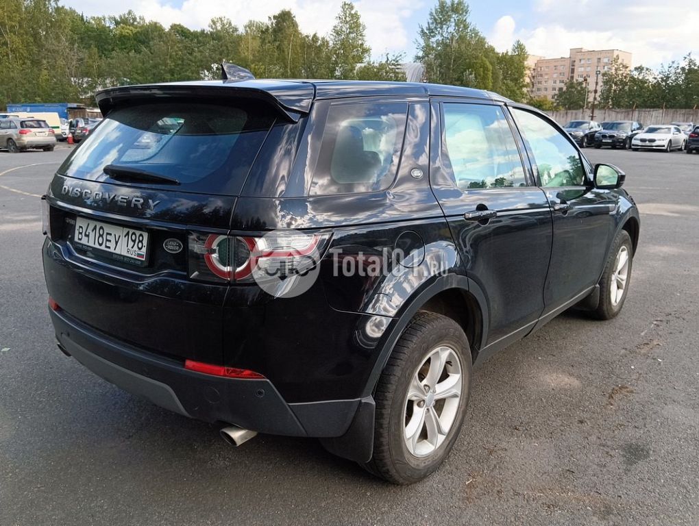 Фото Land Rover Discovery Sport 8