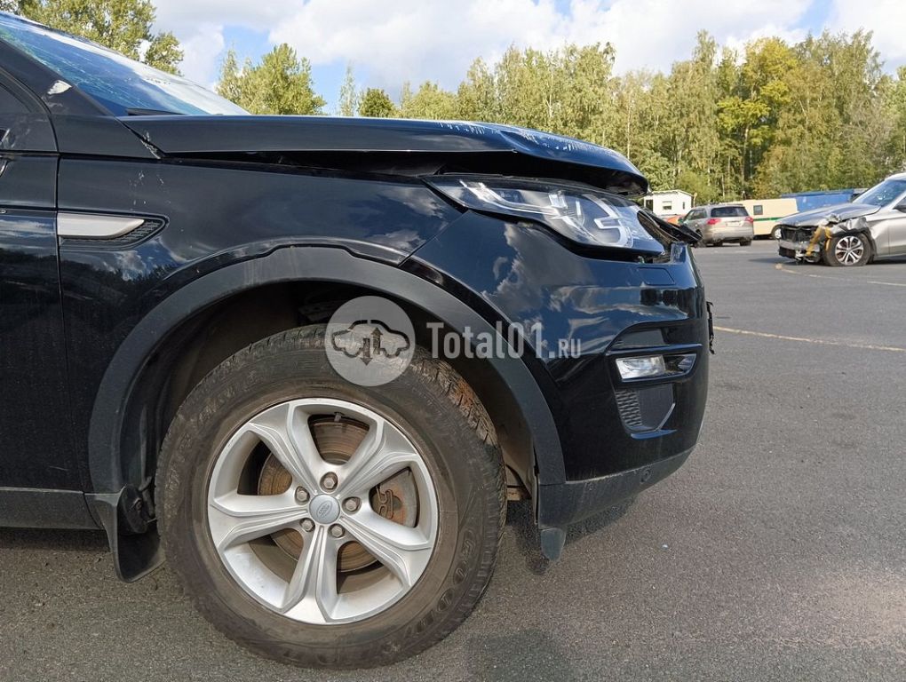 Фото Land Rover Discovery Sport 28