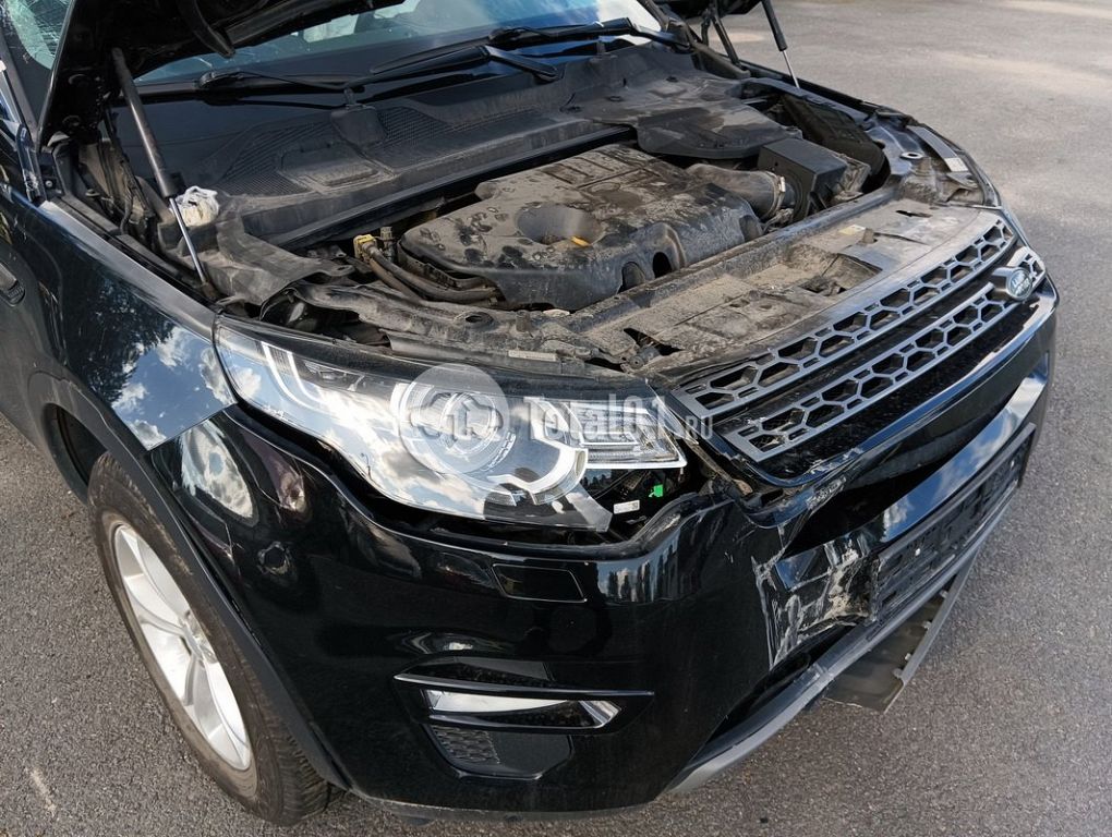Фото Land Rover Discovery Sport 40