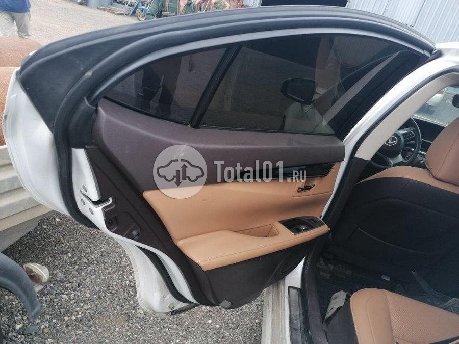Фото Lexus ES 22