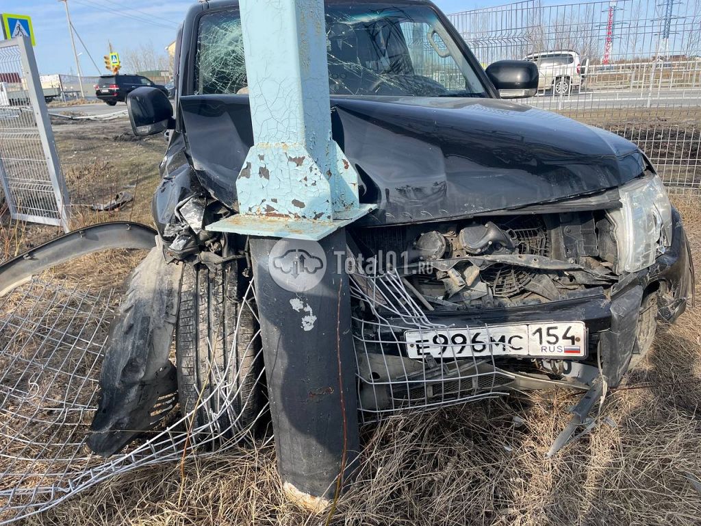 Фото Mitsubishi Pajero 10