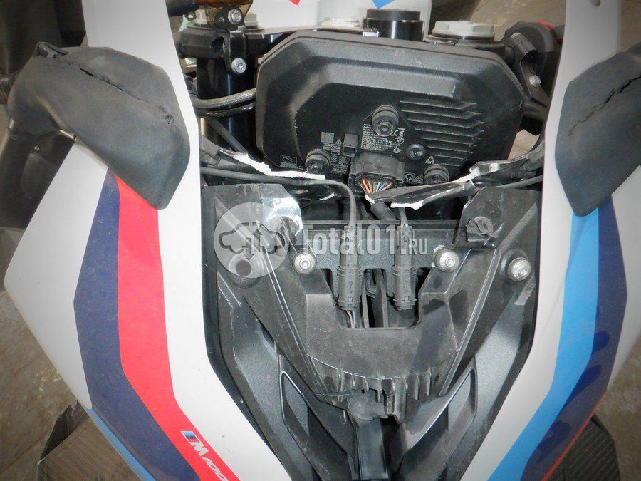 Фото BMW M1000RR 28