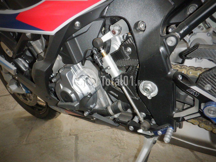 Фото BMW M1000RR 70