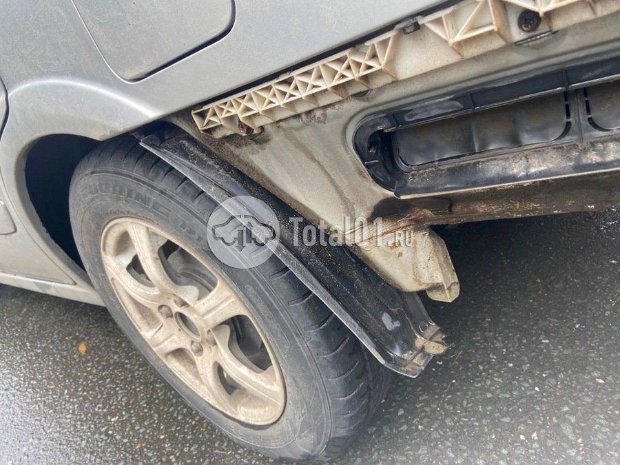 Фото Nissan Sunny 96