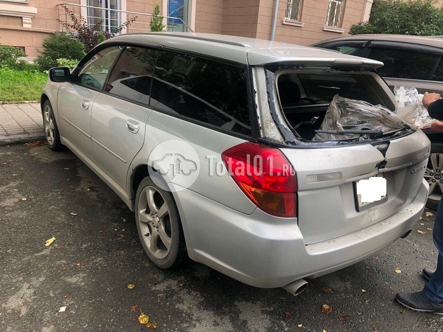 Фото Subaru Legacy 4